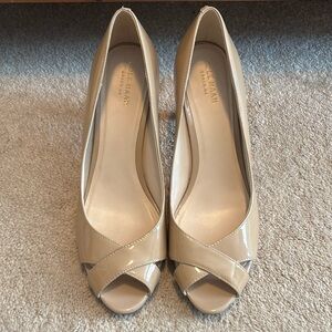 Cole Haan Grand OS Tan Patent Leather Peep Toe Pumps Size 9